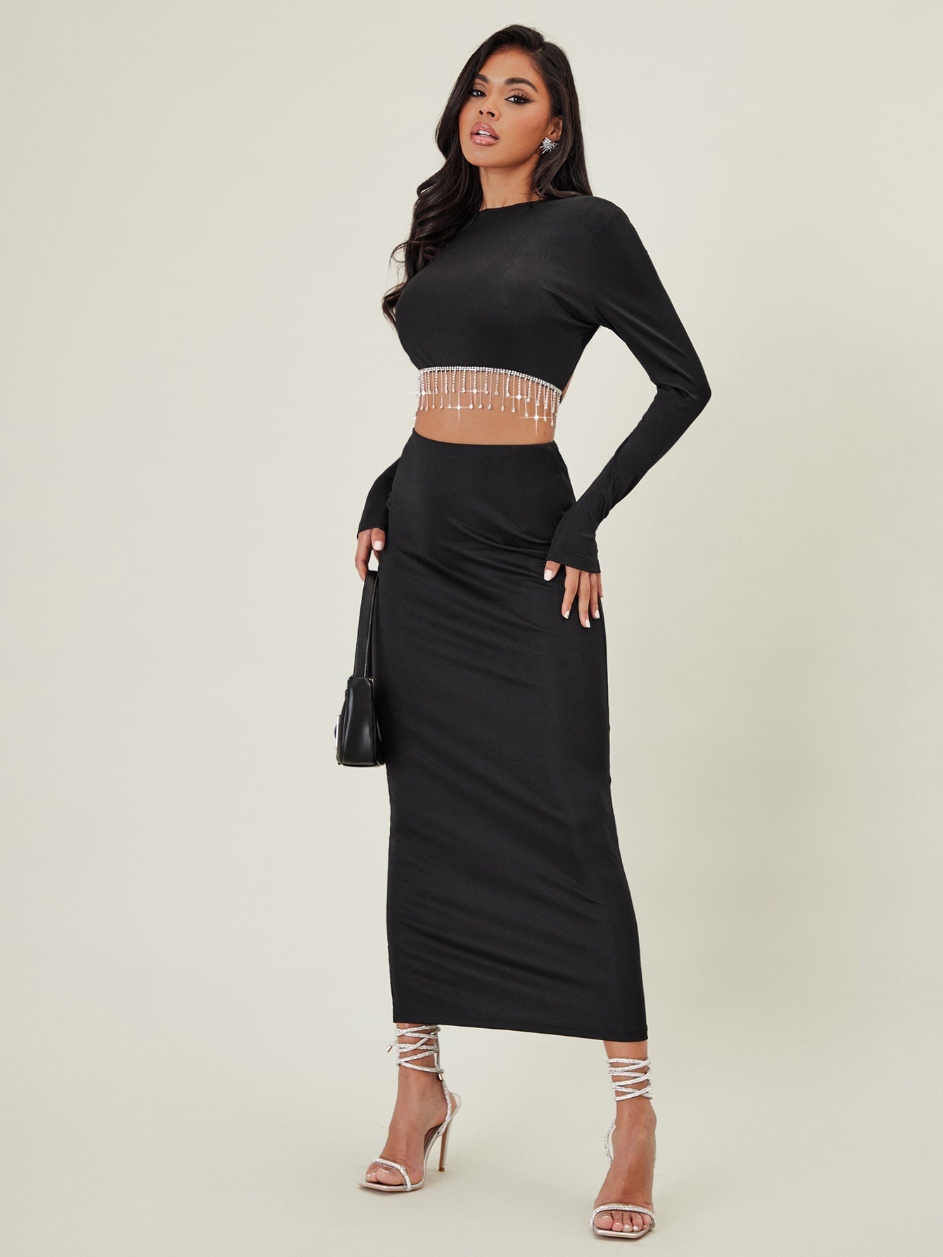 TRENDING Crop Top mit Strass, Fransen, Kreuzgurt auf Rücken